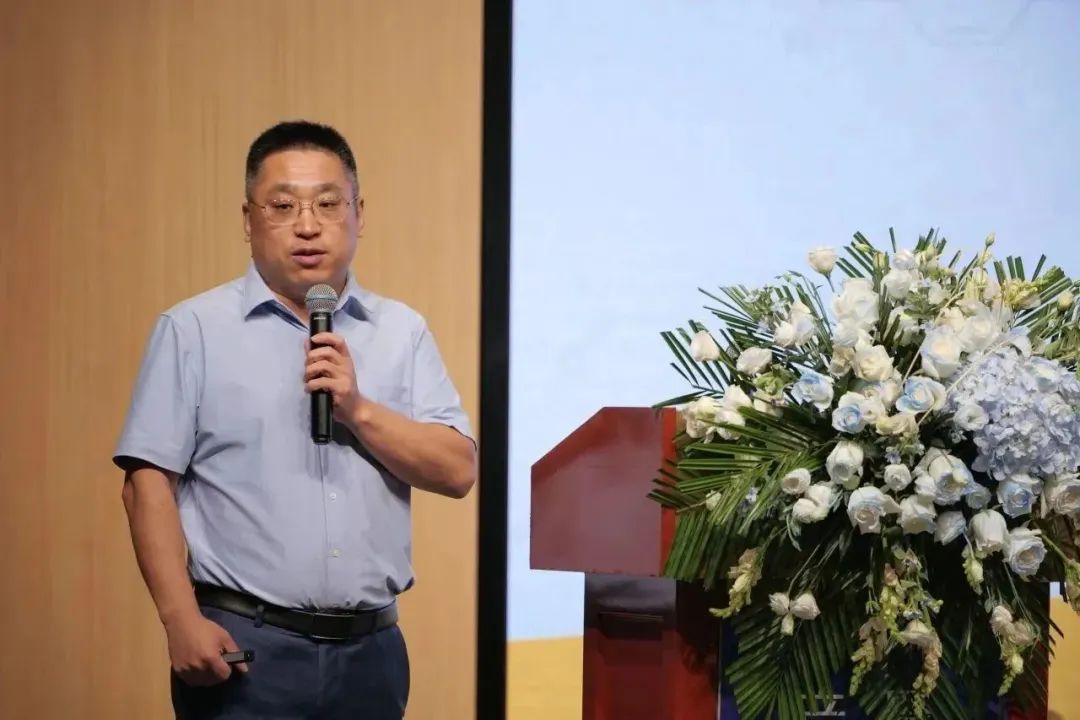 新能源 新动力 新未来|尊龙凯时股份“动力与能源产业集群”圆桌座谈会顺利召开